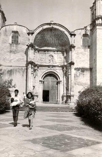 Cuernavaca Family, Mexico